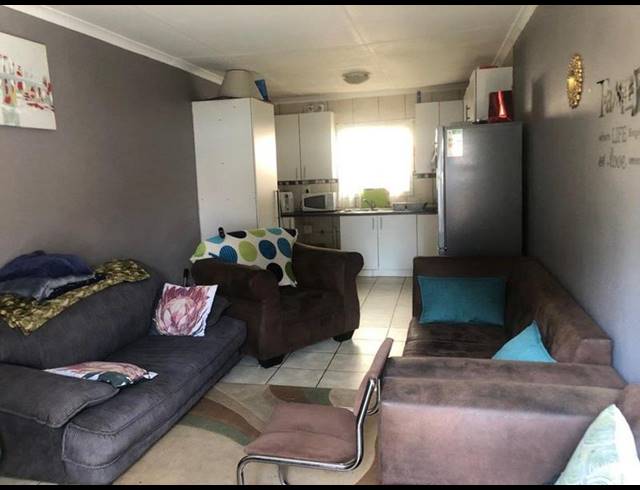 4 BEDROOM HOUSE FOR SALE IN ALBERTON NORTH